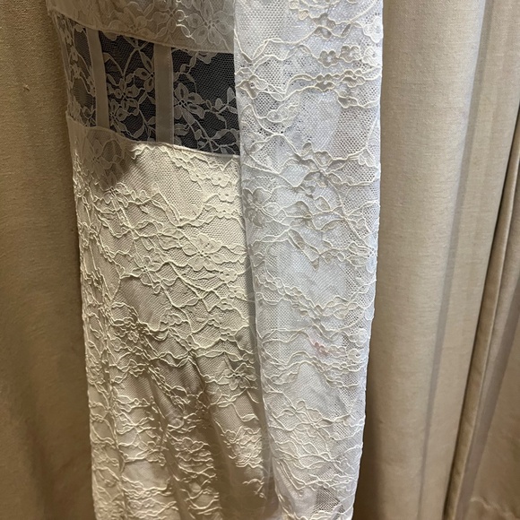 Guess White Lace Long Sleeve Bodycon Dress Size L - Picture 12 of 16